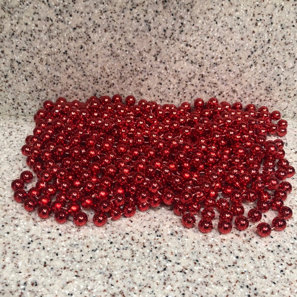 🎄 4 Red Bead Garland Strands 106”
